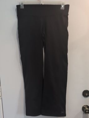 REI Women's Black Active Fleece Lined Flare Leggings Zip Bottom Sz Small Petite